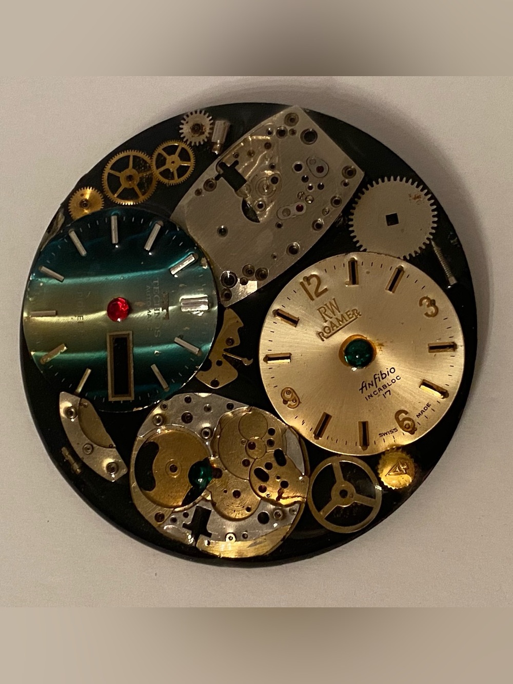 MURRAY SIGNED BROOCH ARTISAN HANDMADE STEAMPUNK BLACK LACQUER WATCH PARTS OOAK